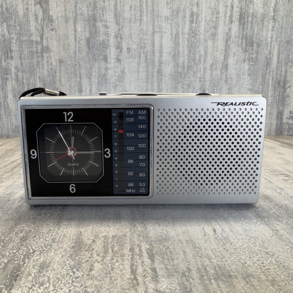 Realistic 12-1549 Chronomatic-242 Radio Clock & Alarm Radio Shack